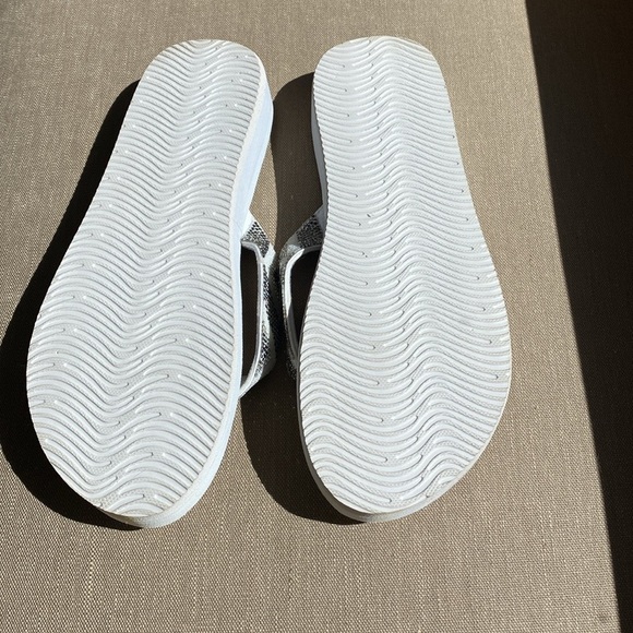 White Rhinestone Flop Flops 10 - Picture 6 of 9